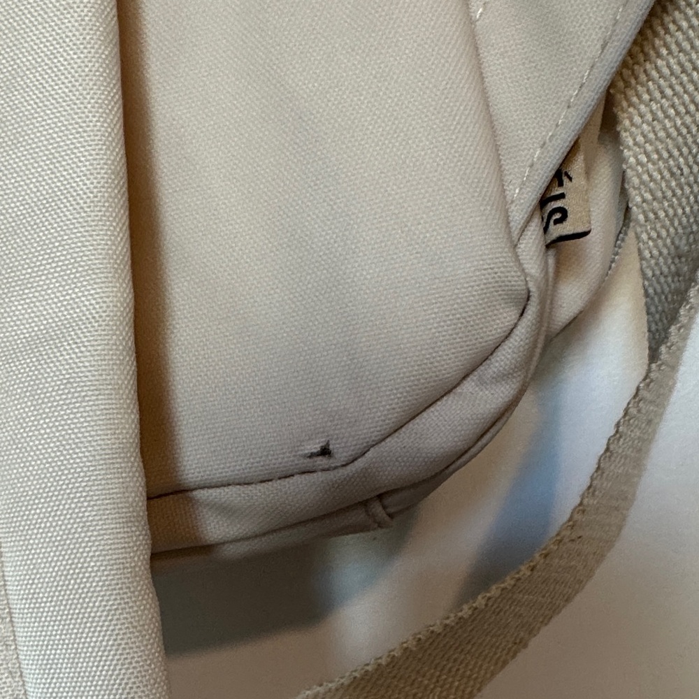 BEIS expandable Backpack - Picture 8 of 8
